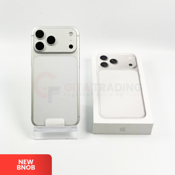 APPLE iPhone 17 Pro 5G Silver - Sim Free (SIM Fisik) | Dual sim & Silent Camera | ROM: 1000GB/1TB | IMEI: 357689395470841 | NEW BNOB