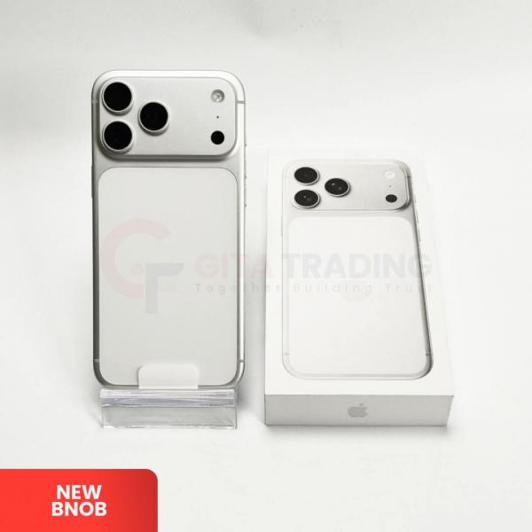 APPLE iPhone 17 Pro Max 5G Silver - SIM Free (eSIM) | ROM: 256GB | IMEI: 353763618033241 | NEW BNOB